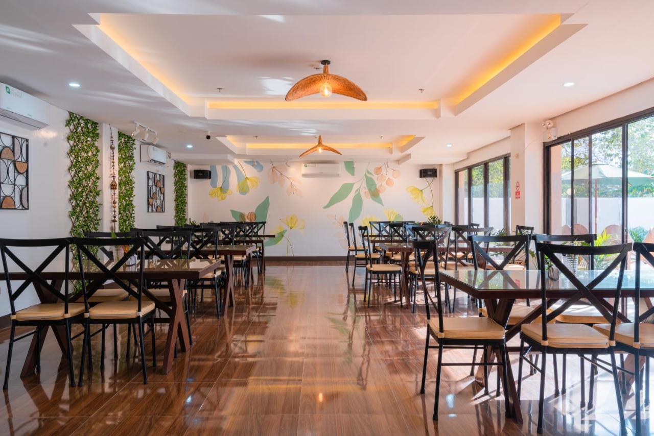 Island Wanderers Inn Coron Esterno foto