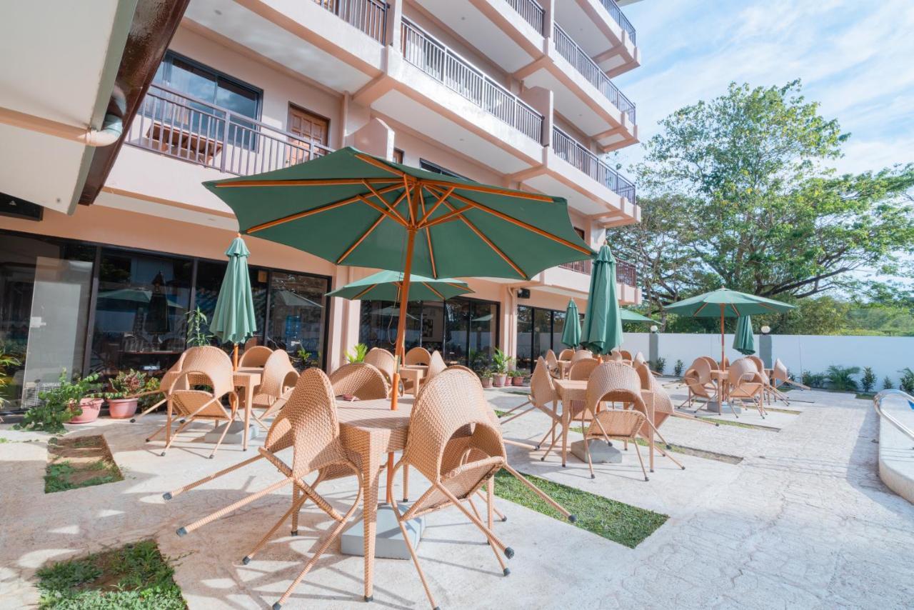 Island Wanderers Inn Coron Esterno foto