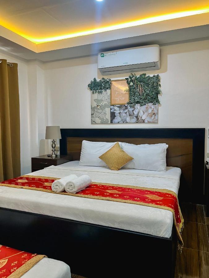Island Wanderers Inn Coron Esterno foto