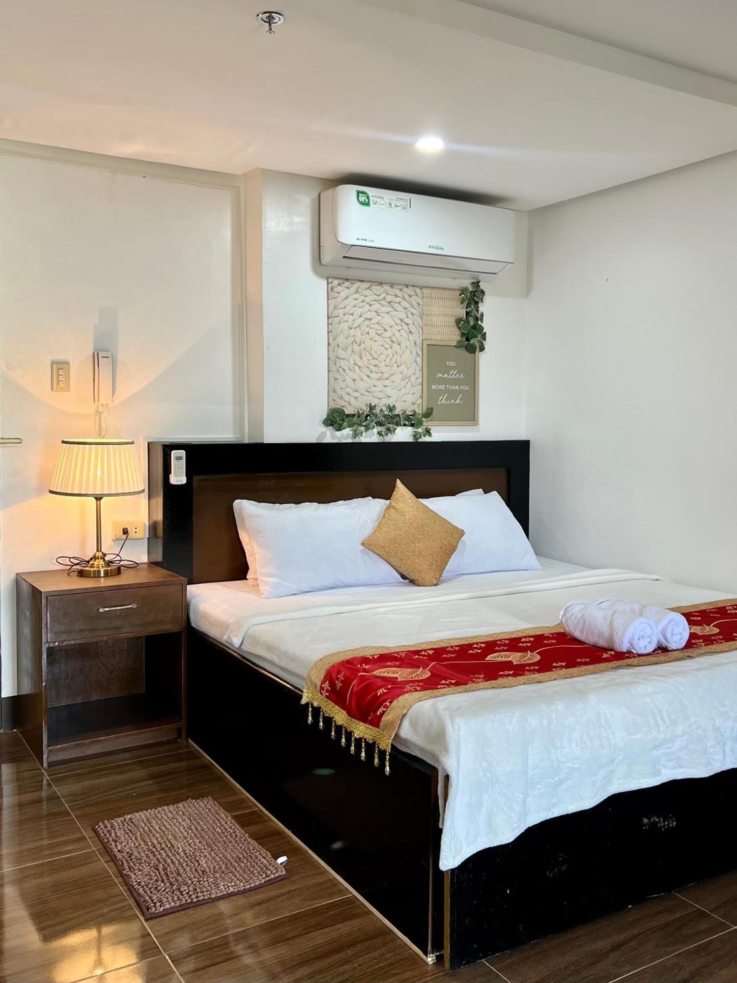 Island Wanderers Inn Coron Esterno foto